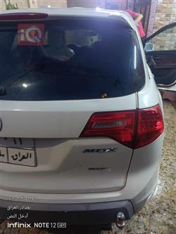 ئاکورا MDX